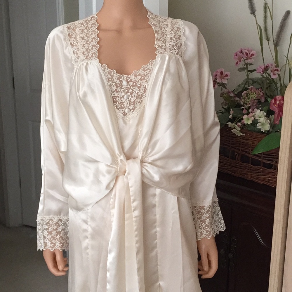 Vintage set Gilligan & O’Malley satin slip dress with jacket